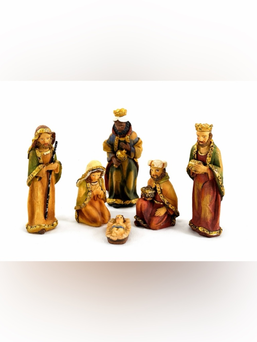 Victoria’s Garden 6 Piece Nativity Scene Small Resin Christmas Nativity